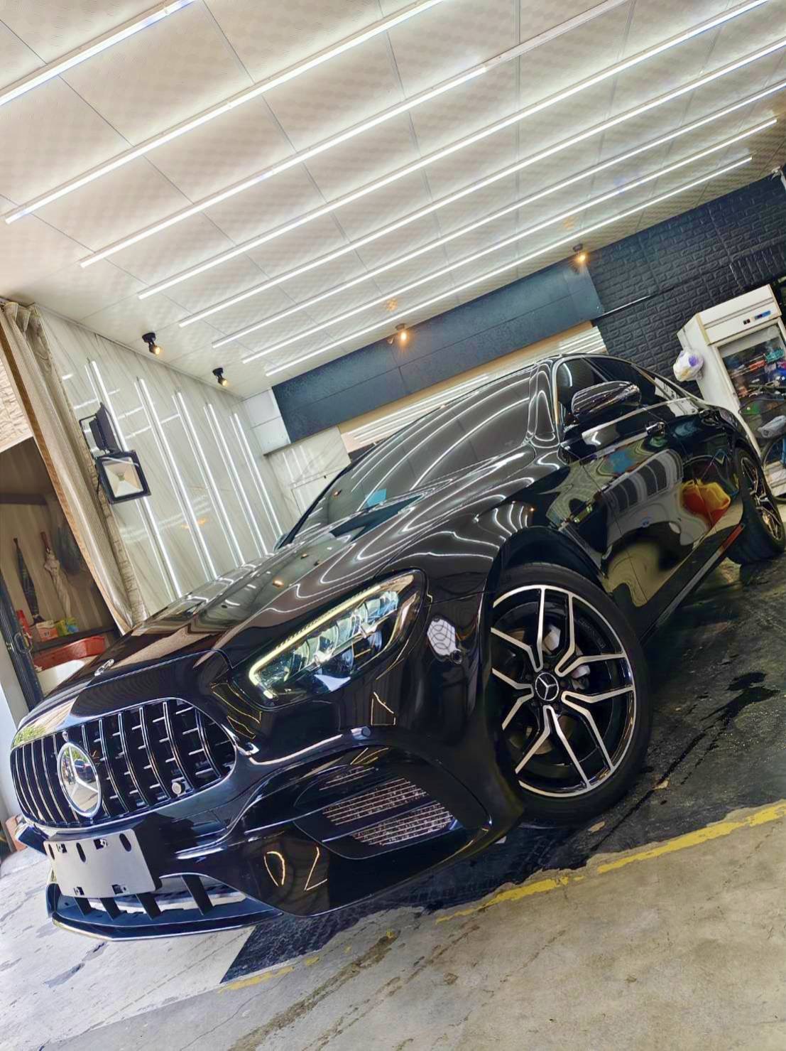 Mercedes-Benz E300 AMG（W213 FL）